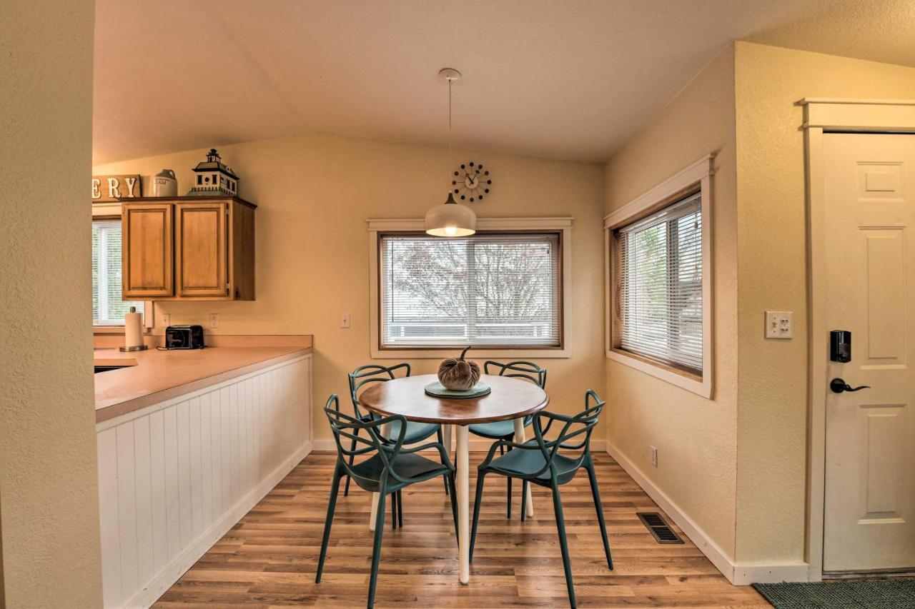 Cute Cottage With Deck Walk 115 Ft To Brewery And Cafe Poulsbo Exterior foto