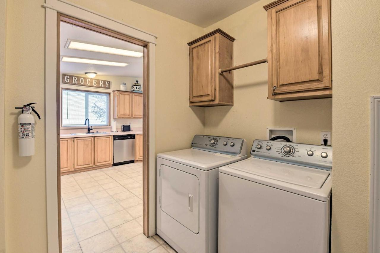 Cute Cottage With Deck Walk 115 Ft To Brewery And Cafe Poulsbo Exterior foto